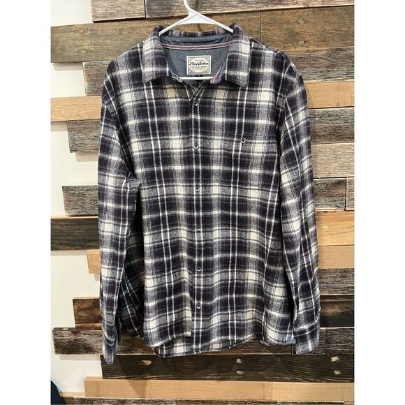 FLAG & ANTHEM NWT GREY/CREAM PLAID FLANNEL heavy SHIRT sz XL - Picture 2 of 5